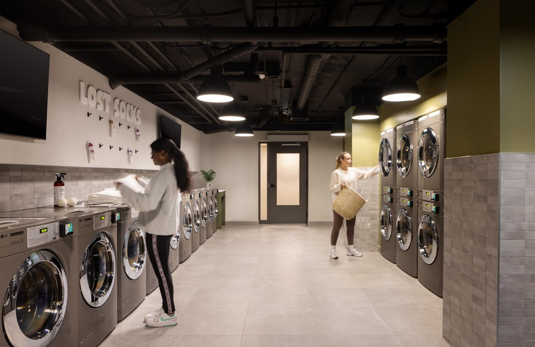 Laundry Lounge